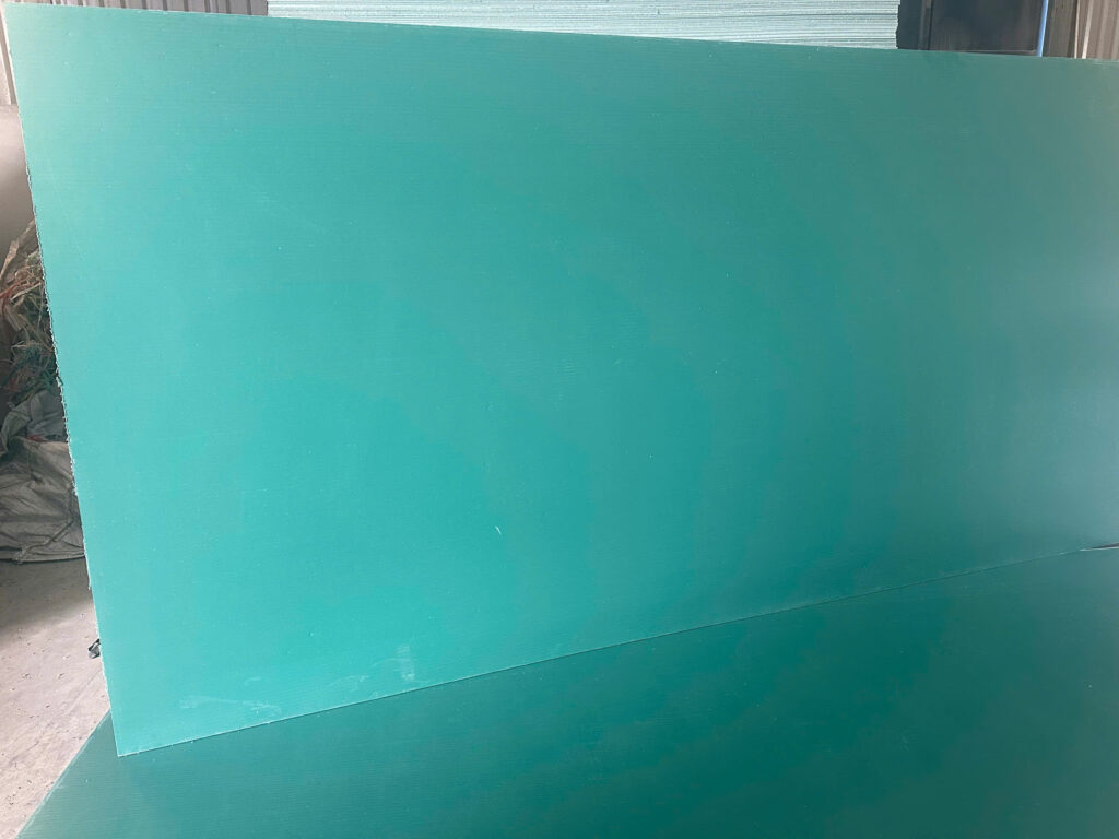 Ván Ép Nhựa Đổ Sàn Bê Tông – Cốt Nhựa Đúc Đặc 1220 x 2440 mm Ván Ép Nhựa Đổ Sàn Bê Tông – Cốt Nhựa Đúc Đặc 1220 x 2440 mm